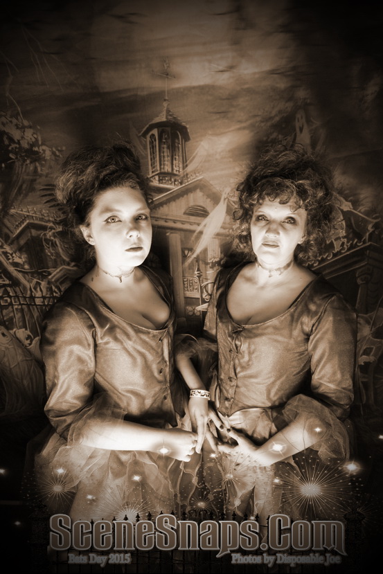 BATS_DAY_SWINGING_WAKE_SEPIA_TONED_PORTRAITS_2015_0049_P_.JPG