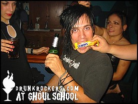 GHOUL_SCHOOL_SEPT_8_04_195_P_.JPG